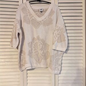 CAbi Women's V-Neck Sweater in Cream and Tan